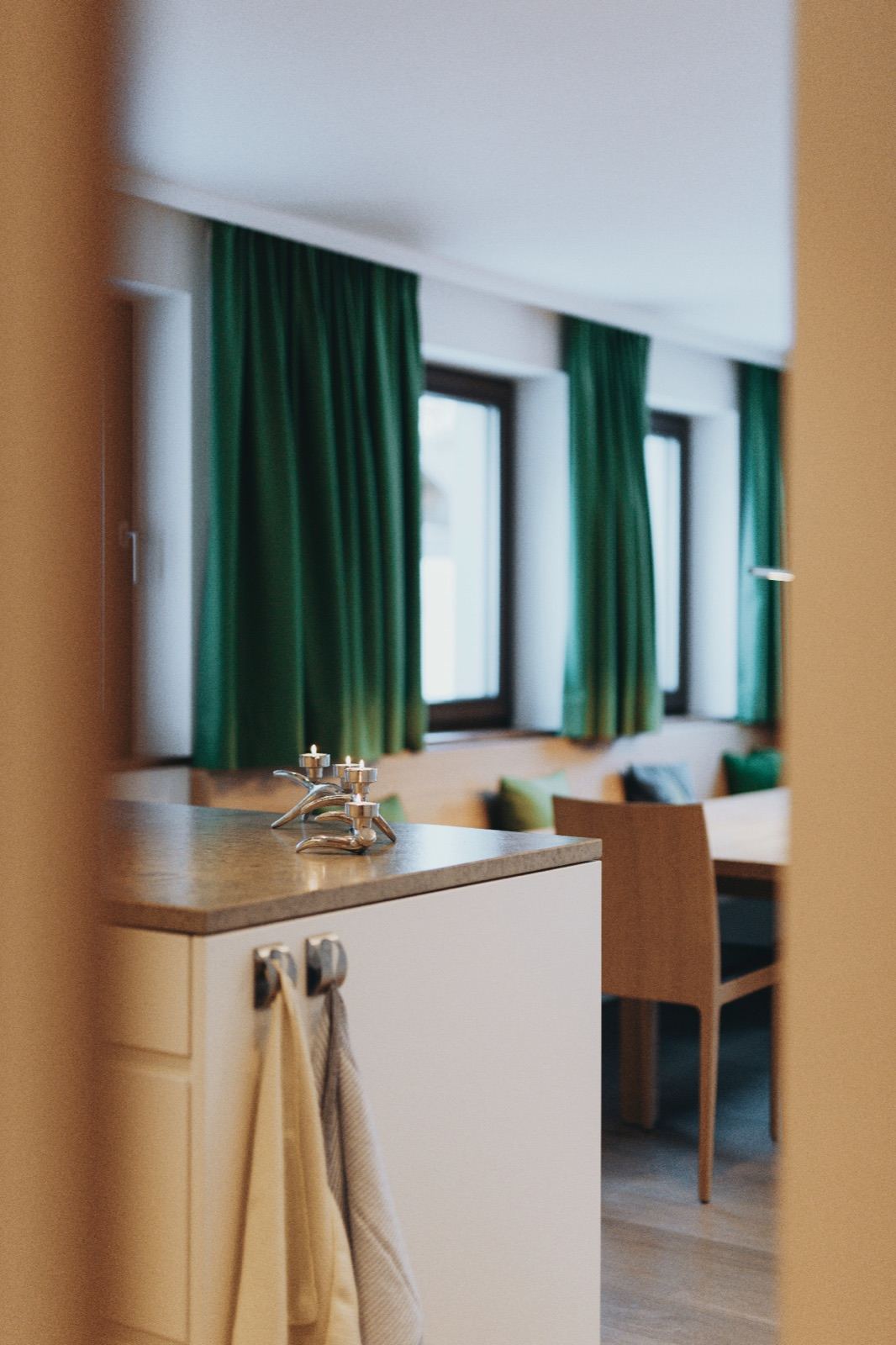 Küche mit Kerzenlicht Küche mit Kerzenlicht